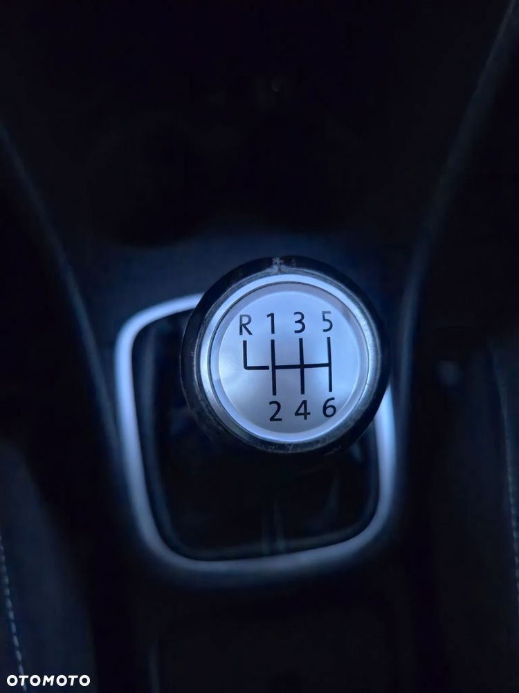 Volkswagen Polo 1.2 TSI Team - 32