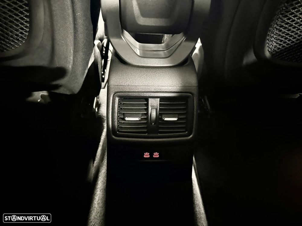 BMW X1 16 d sDrive Advantage - 40