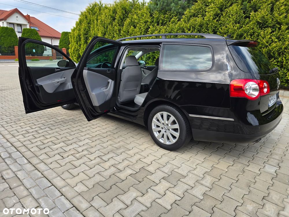 Volkswagen Passat 2.0 TDI DPF BlueMotion Technology Sportline - 40