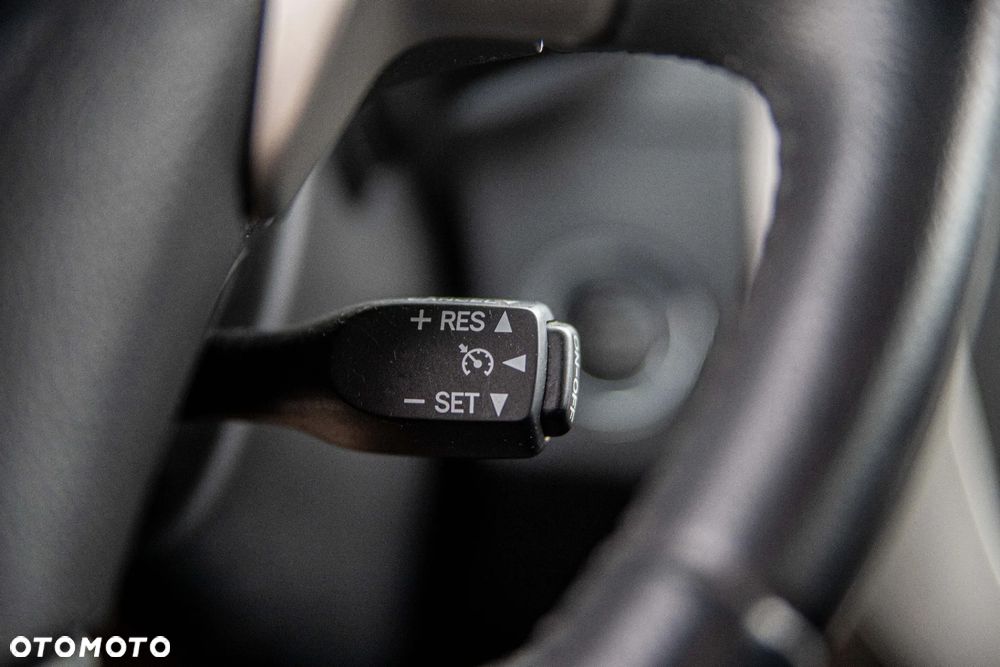 Toyota Auris 1.6 VVT-i Premium - 16