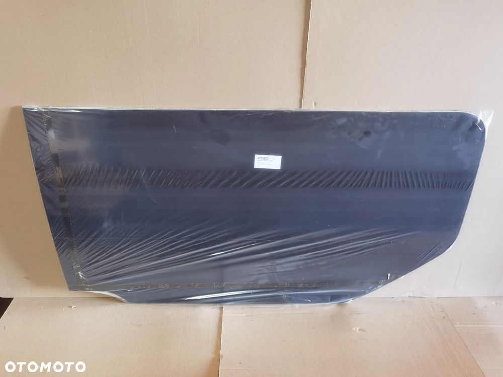 Szyba boczna Renault Trafic II/Opel Vivaro I 2001-2014 Prawa za pasażerem I pole