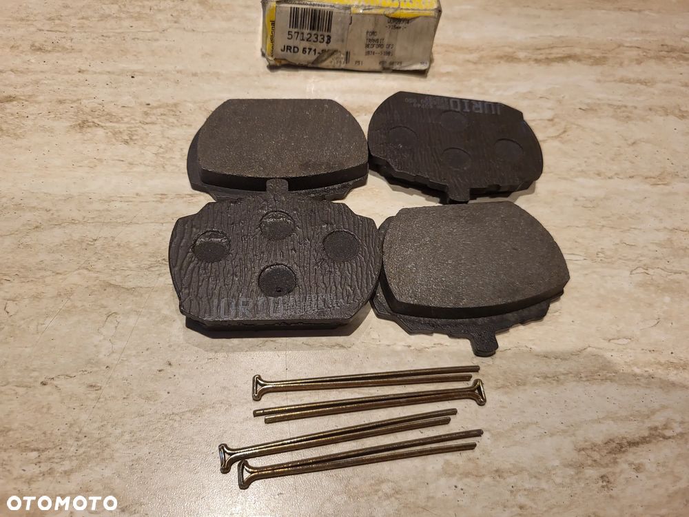 20364 Klocki hamulcowe  GR 15 PRZÓD VECO DAILY II; ALFA ROMEO AR 8; FORD TRANSIT; LAND ROVER DISCOVERY I, RANGE ROVER I; LDV FREIGHT ROVER SHERPA; ROVER 2000-3500 2.0-4.0 06.76-10.98 - 2