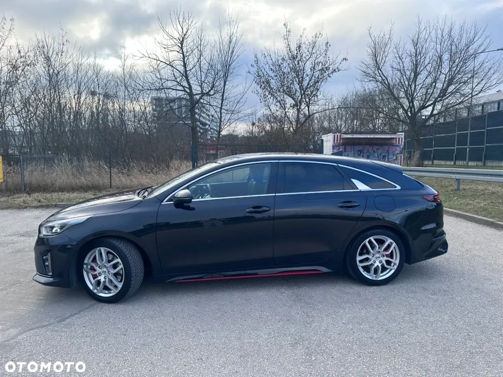 Kia ProCeed 1.6 T-GDI GT DCT - 3