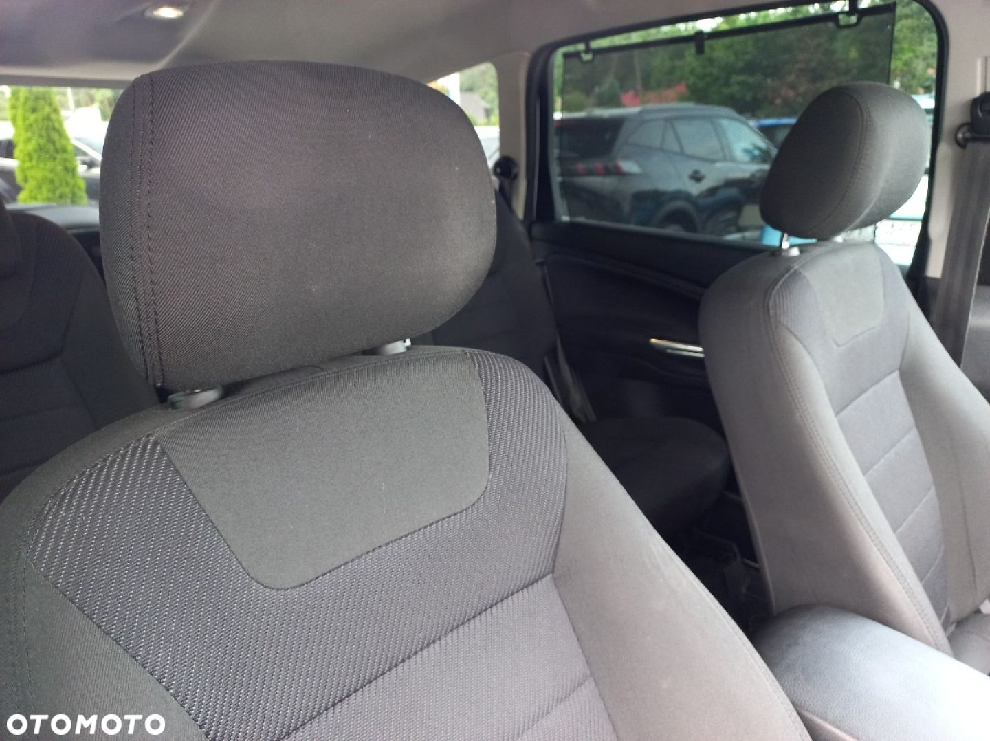 Ford S-Max - 15