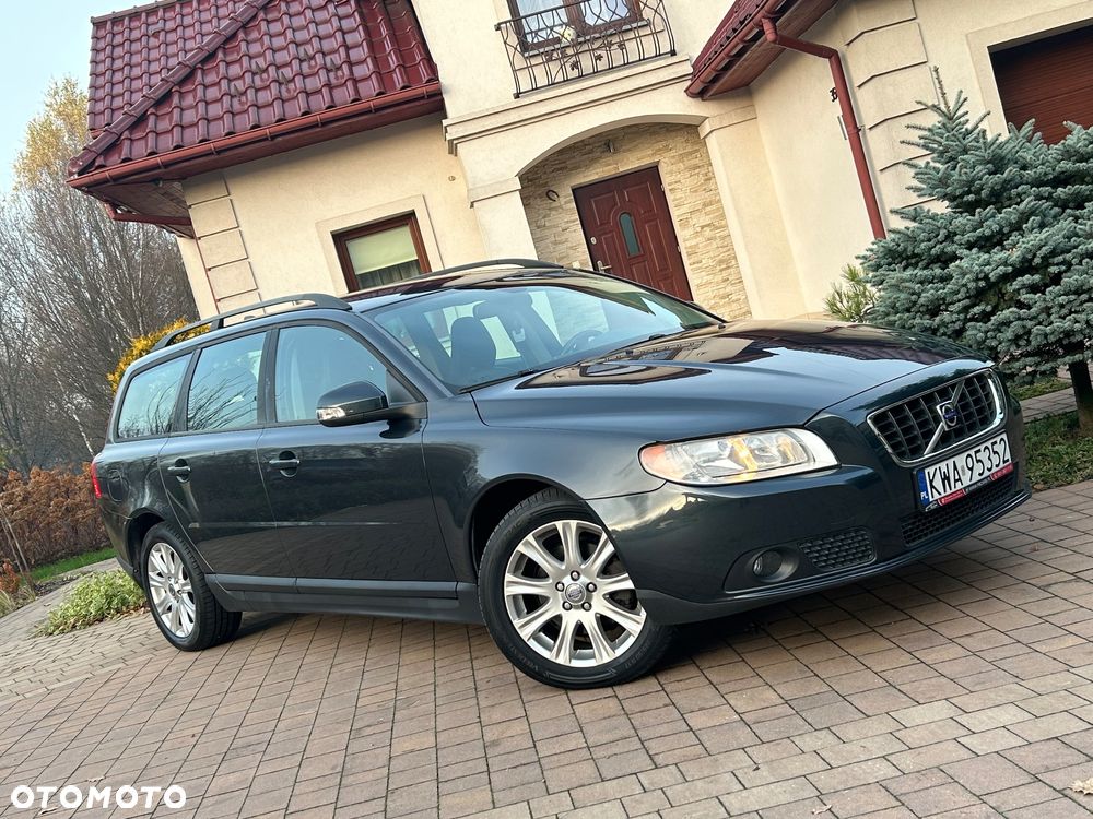 Volvo V70 2.0 Momentum - 2
