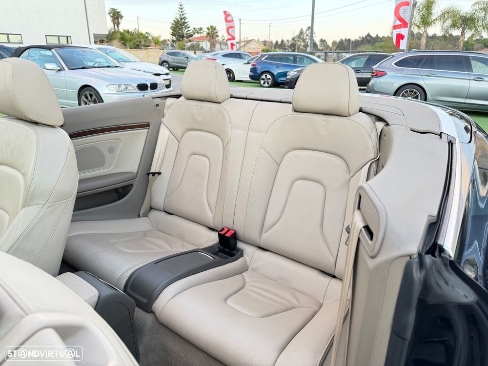 Audi A5 Cabrio 2.0 TDi S-line - 27