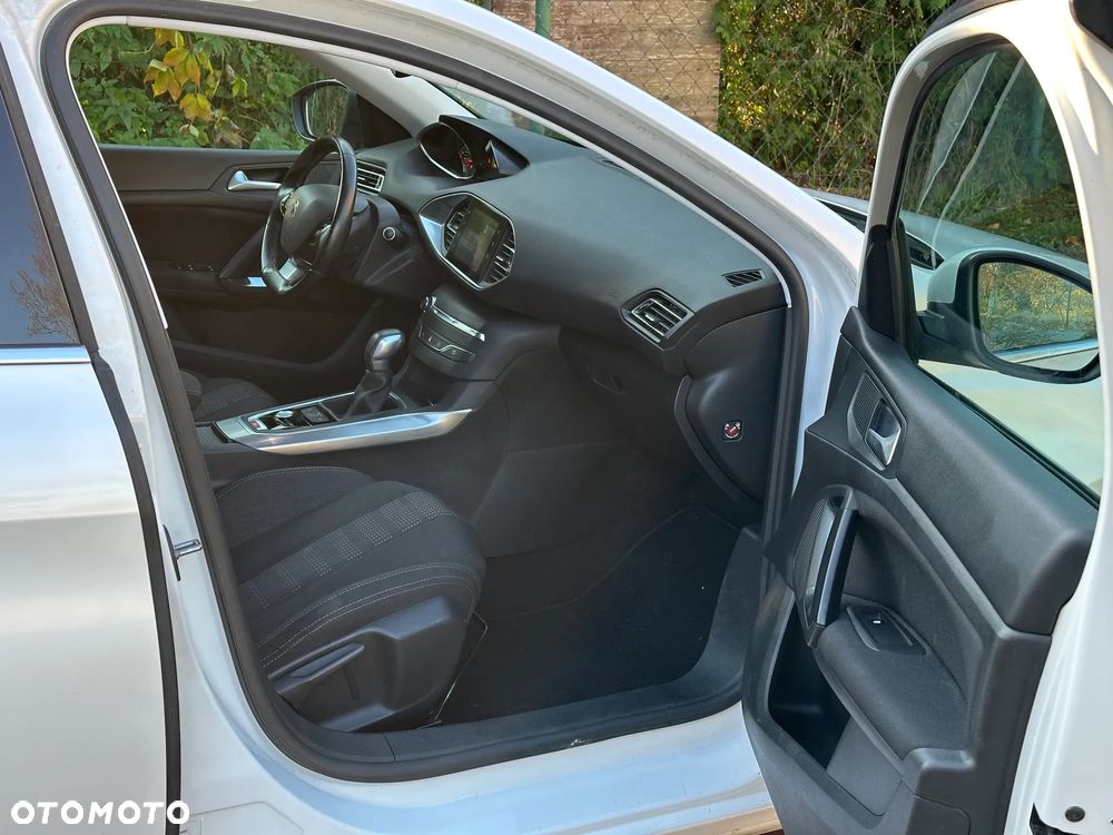 Peugeot 308 BlueHDi FAP 120 EAT6 Stop&Start Allure - 6