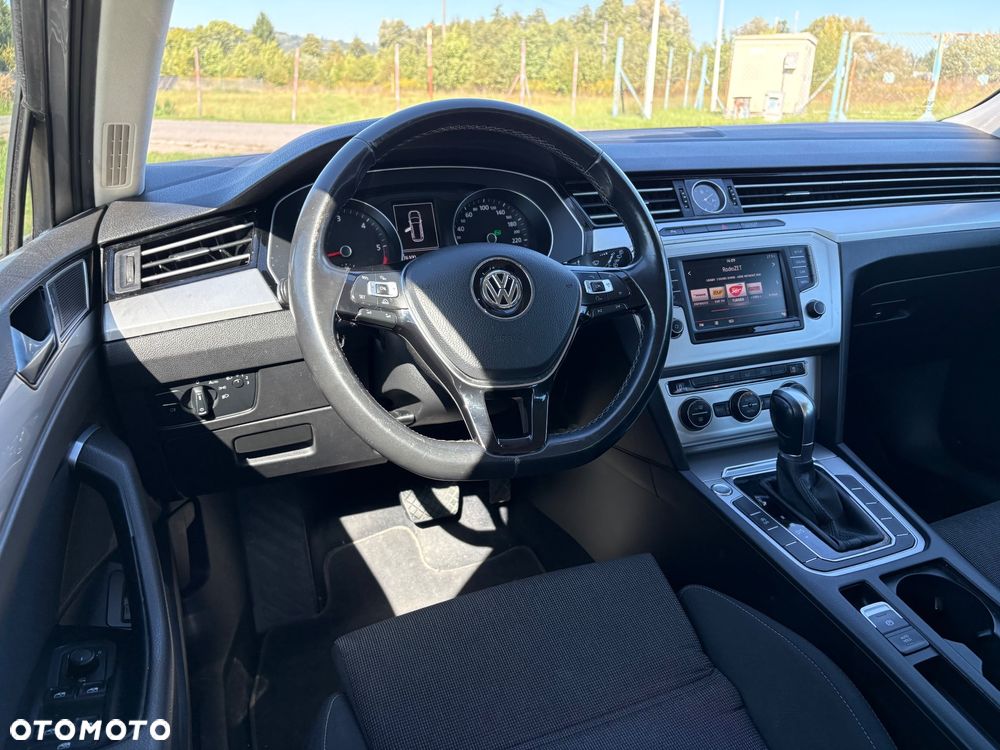 Volkswagen Passat Variant 2.0 TDI BMT Comfortline DSG - 9