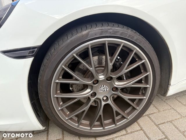 Porsche 911 Carrera PDK - 11