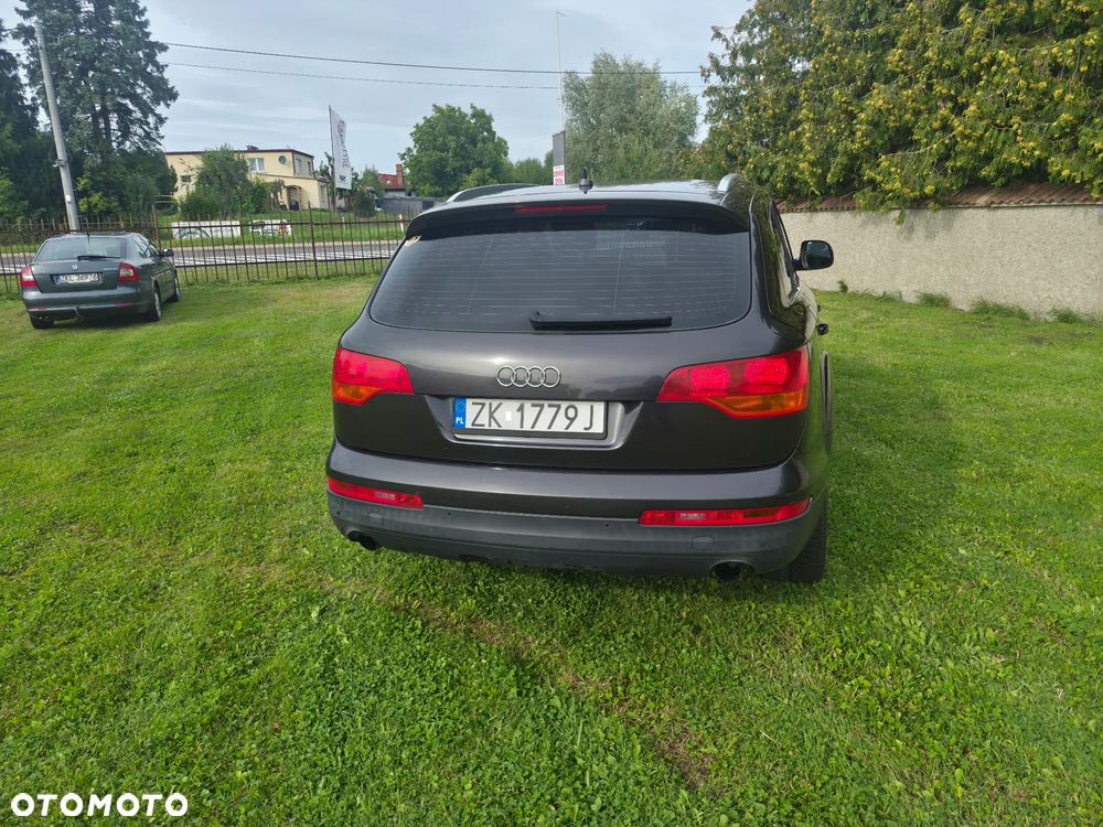 Audi Q7 - 19