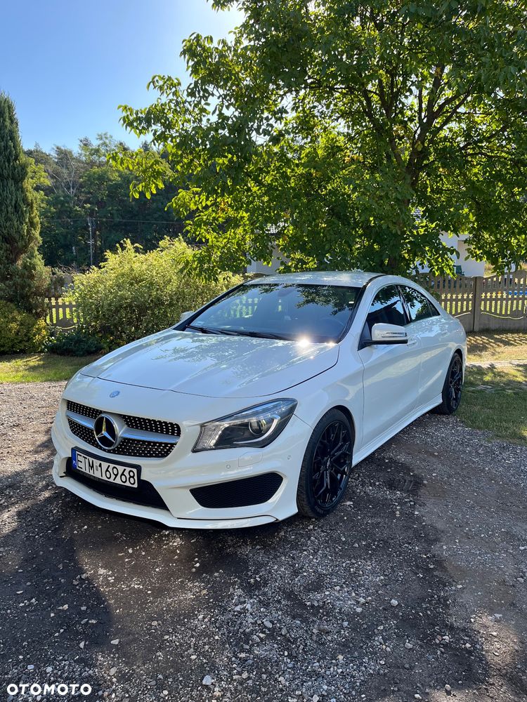Mercedes-Benz CLA 200 7G-DCT AMG Line - 1