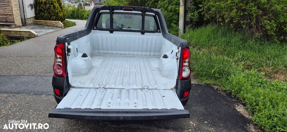 Dacia Pick Up - 8