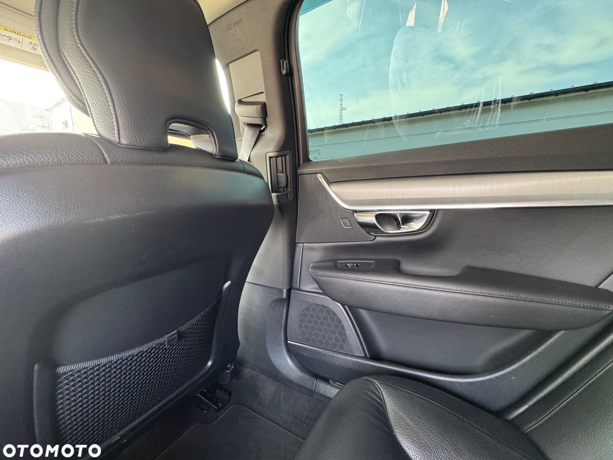 Volvo V90 D5 AWD Geartronic Momentum Pro - 30