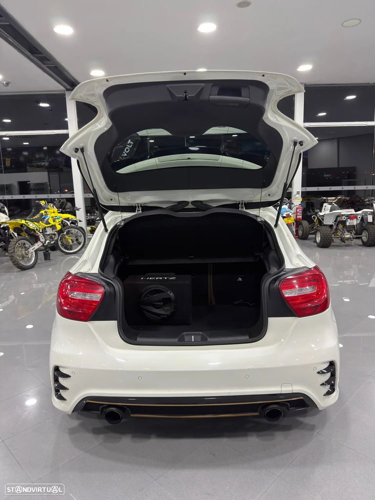 Mercedes-Benz A 180 CDI (BlueEFFICIENCY) AMG Sport - 22