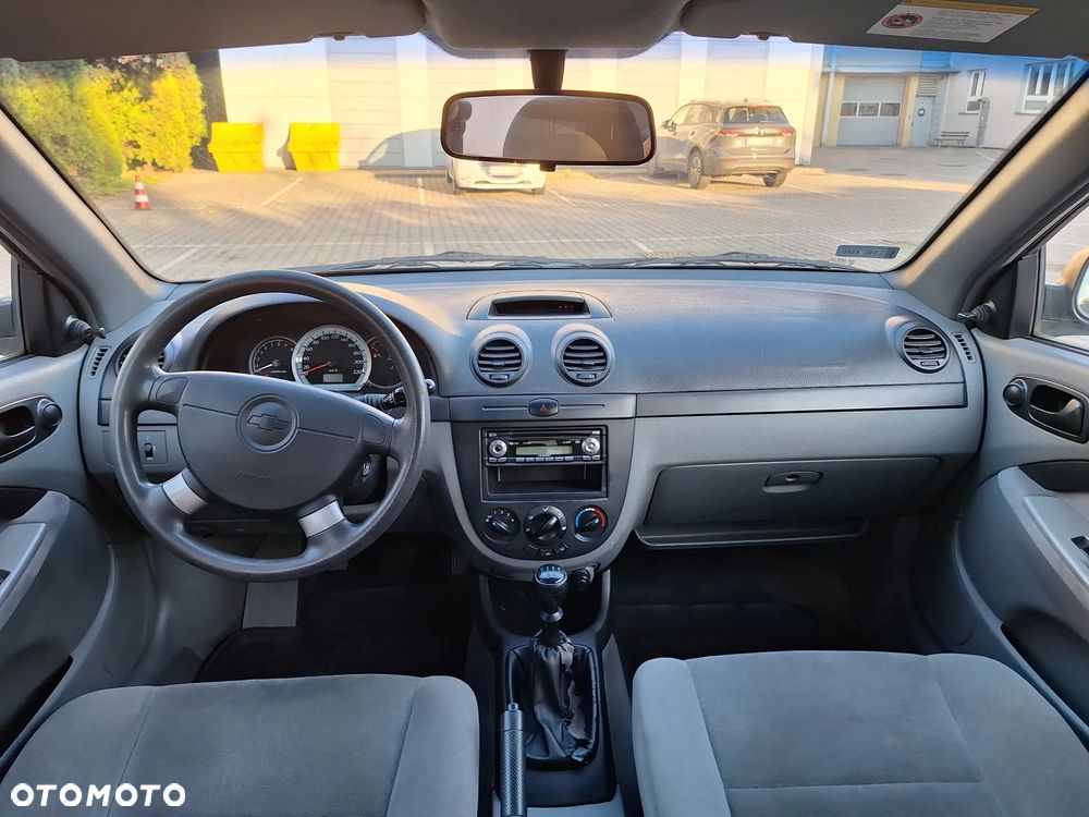 Chevrolet Lacetti 1.4 SE / Star - 4