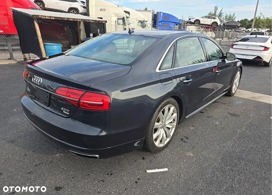 Audi A8 4.0 TFSI L Quattro - 4