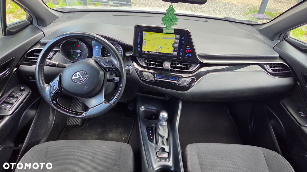 Toyota C-HR Business-Edition - 9