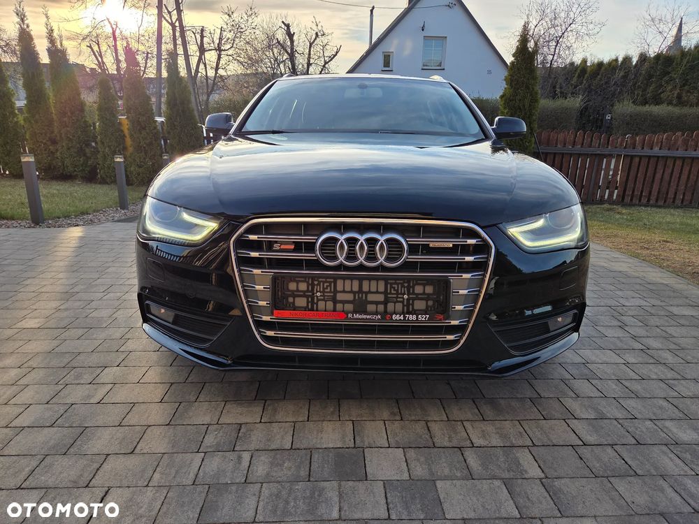 Audi A4 Avant 2.0 TFSI quattro S line Sportpaket - 20