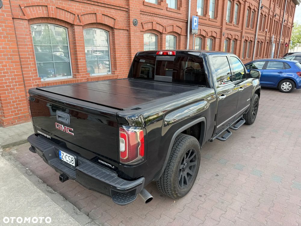 GMC Sierra - 12