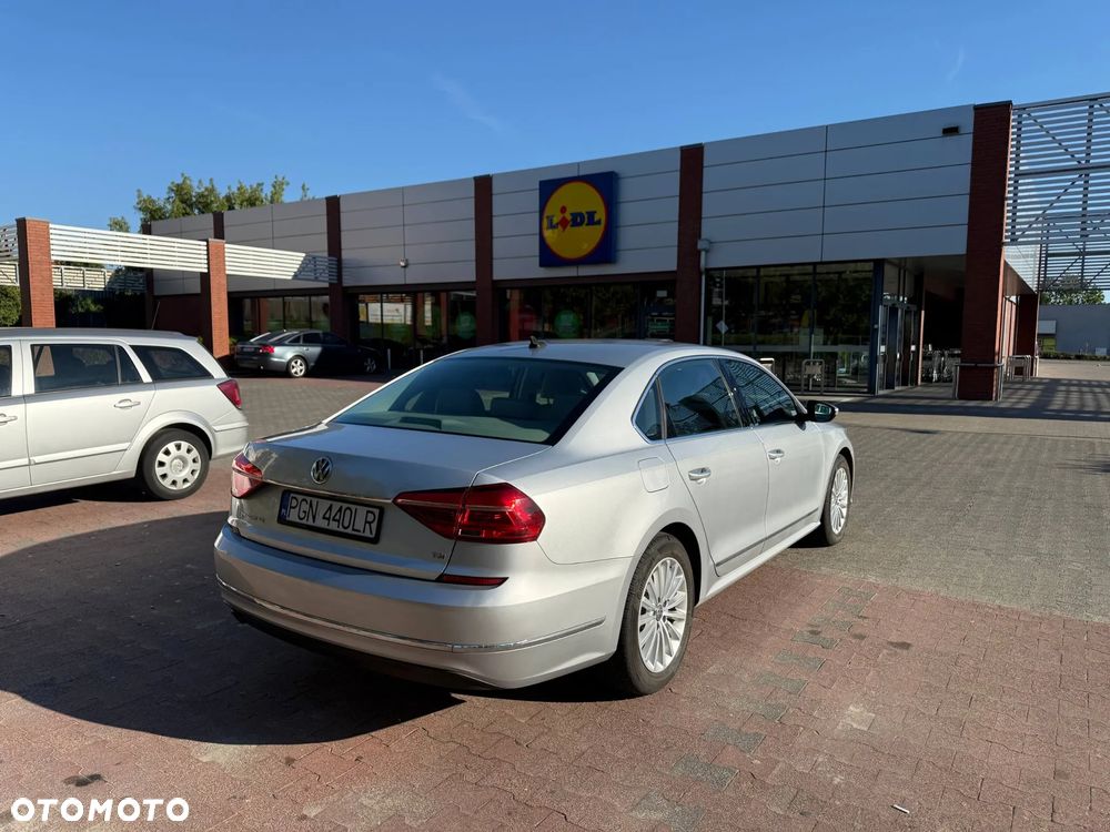 Volkswagen Passat 1.8 TSI Comfortline DSG - 7