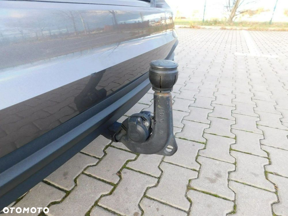 Audi A4 Avant 2.0 TDI Design - 20