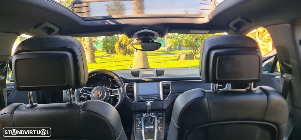 Porsche Macan - 38