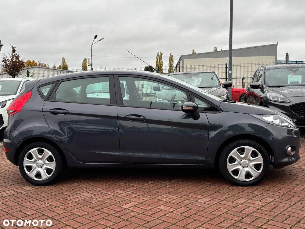 Ford Fiesta 1.25 Trend - 10