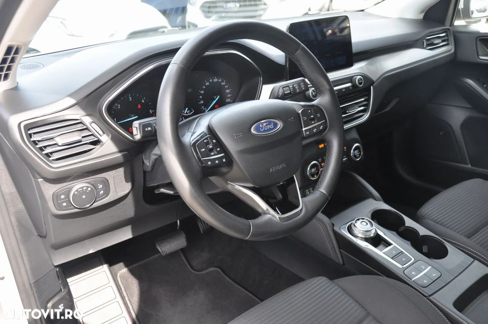 Ford Focus 1.5 EcoBlue Titanium Business - 12