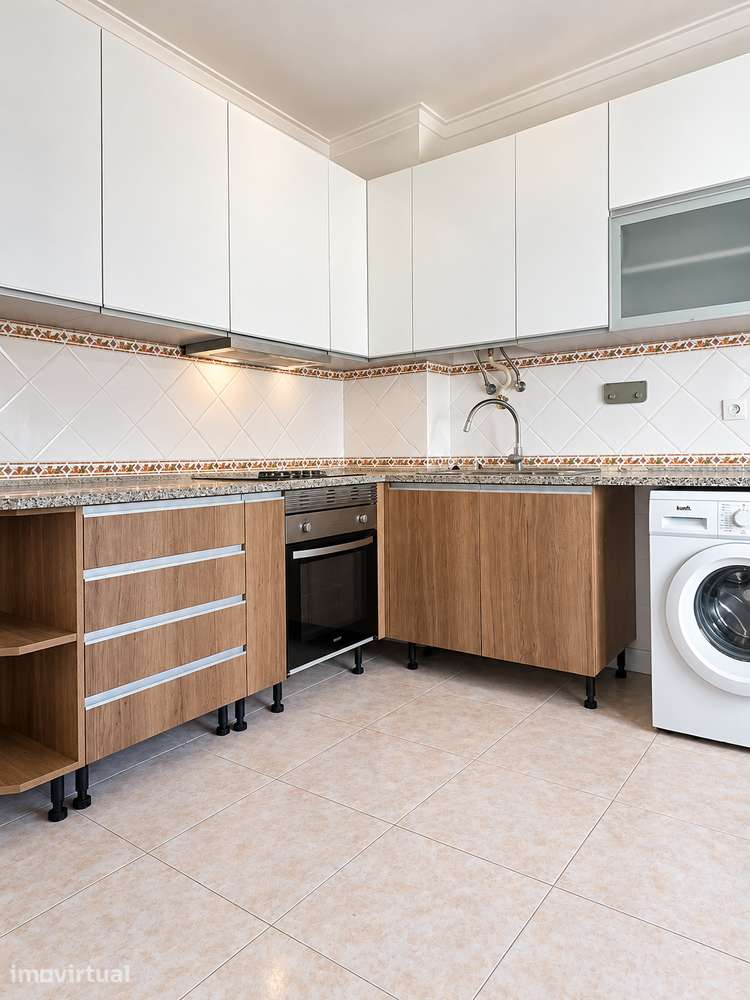 Fantástico Apartamento T3 em Paio Pires - Grande imagem: 2/13