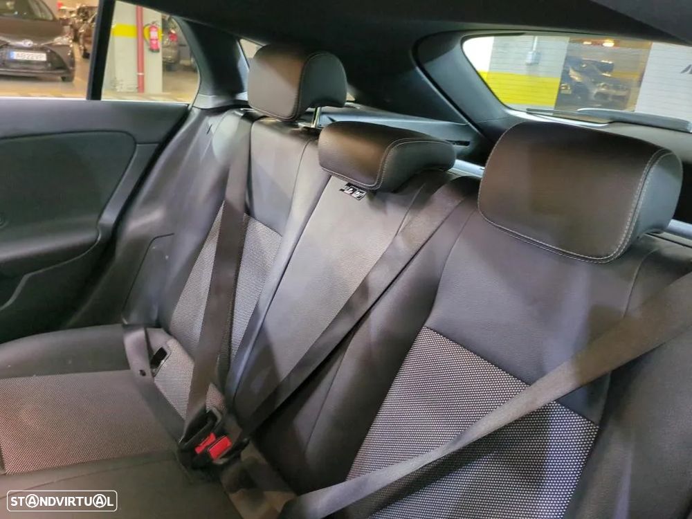 Mercedes-Benz CLA 200 d Shooting Brake Style Aut. - 9