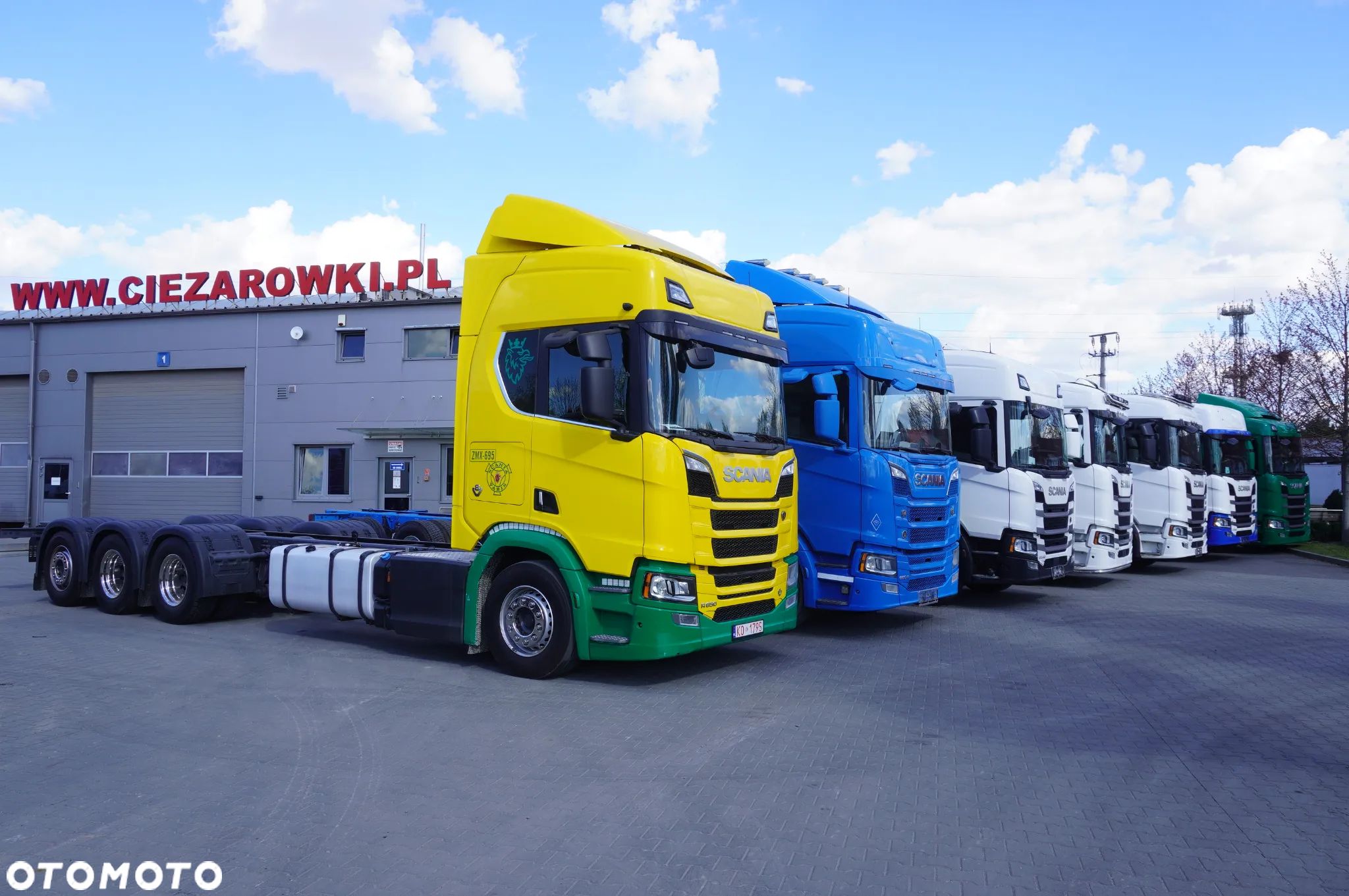 Scania R650 V8 / 650 KM / Rama 8,8 m / 4. oś skrętna - 1