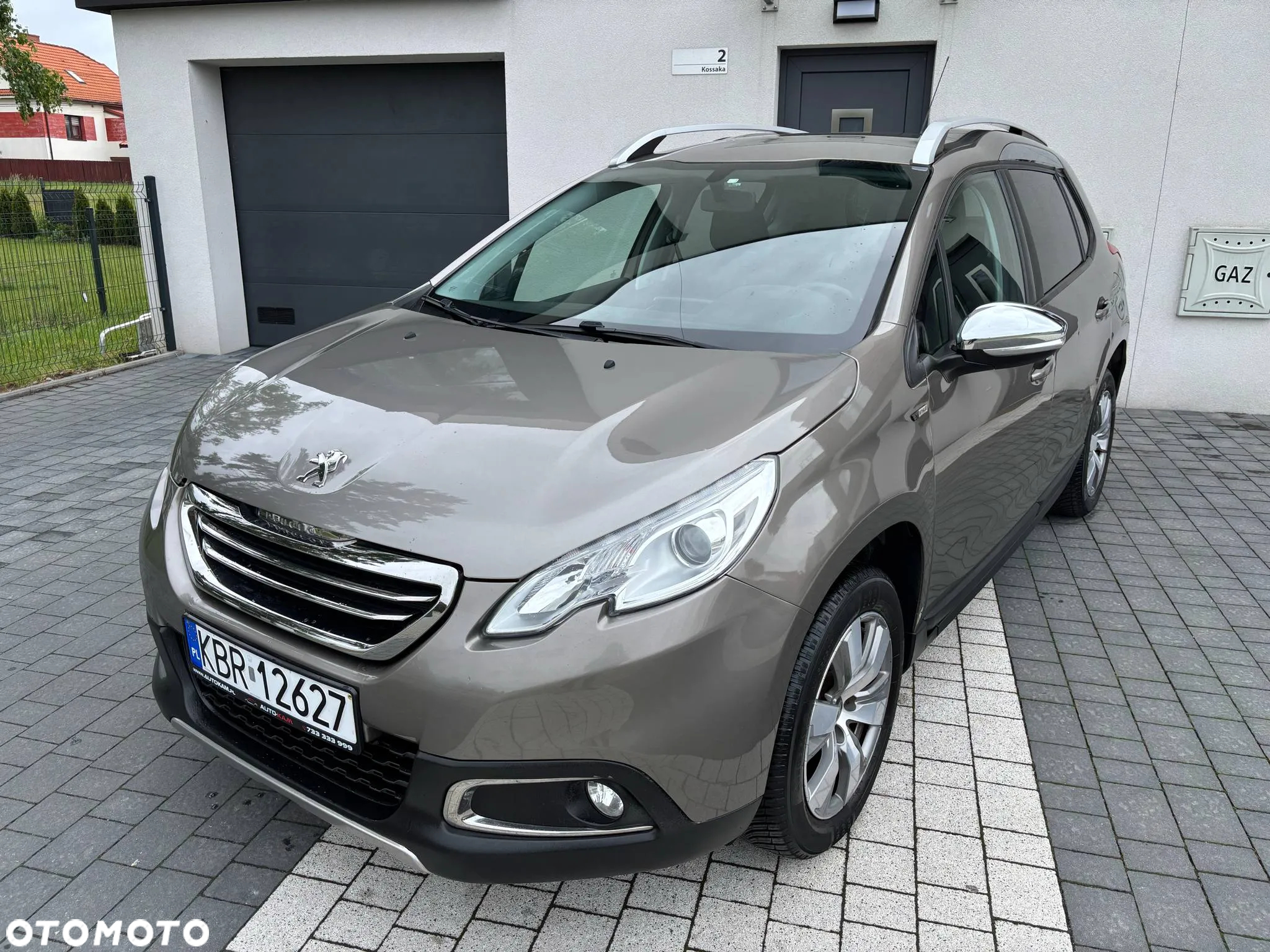 Peugeot 2008 1.6 BlueHDi Style - 9