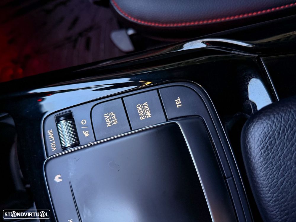 Mercedes-Benz A 35 AMG 4Matic - 52