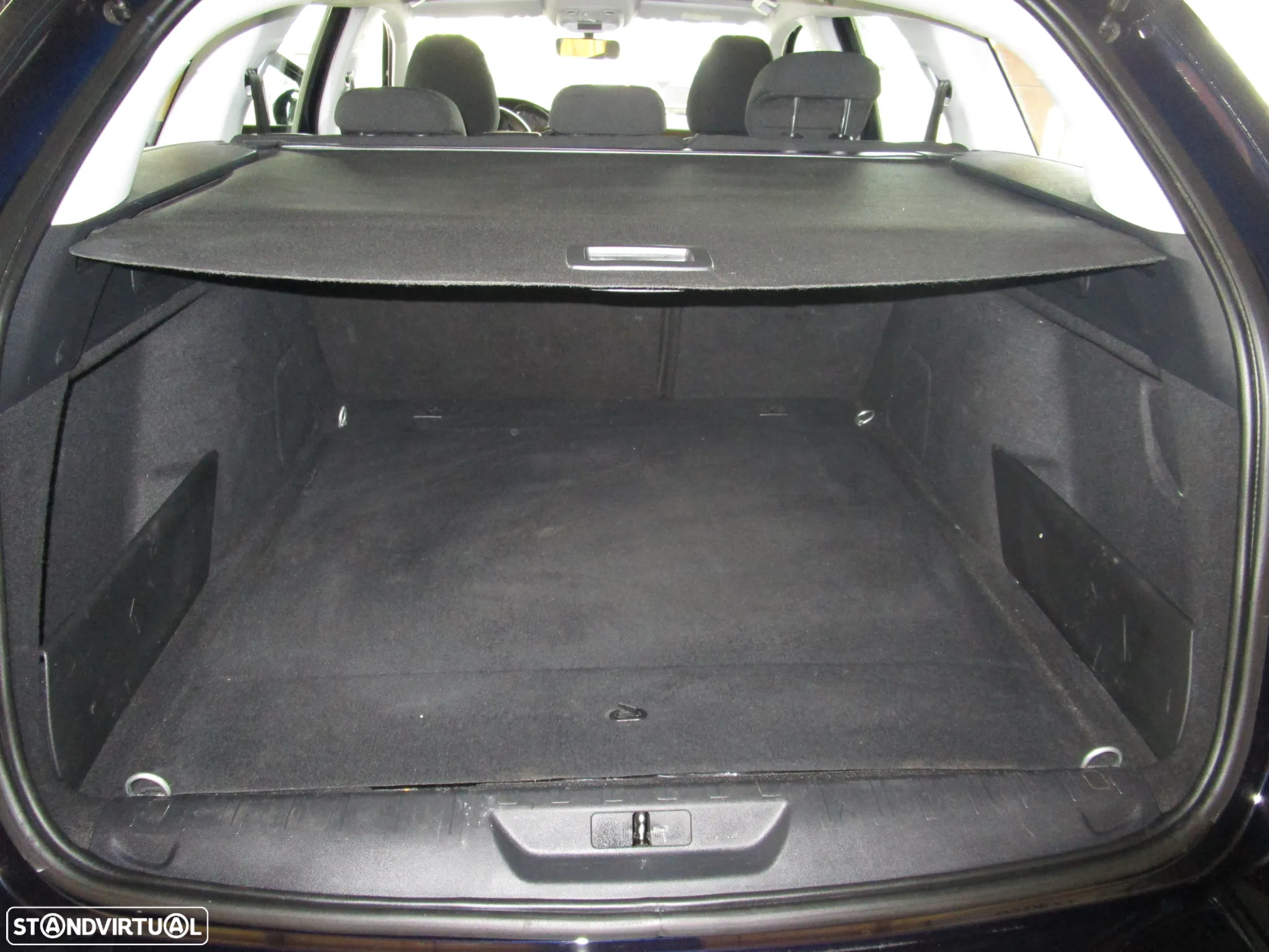 Peugeot 308 SW 1.6 BlueHDi Active - 16
