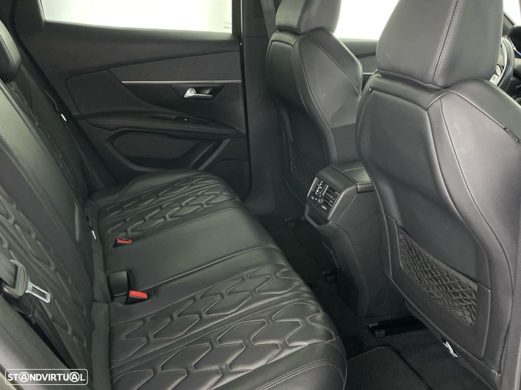 Peugeot 3008 1.5 BlueHDi GT Line - 25
