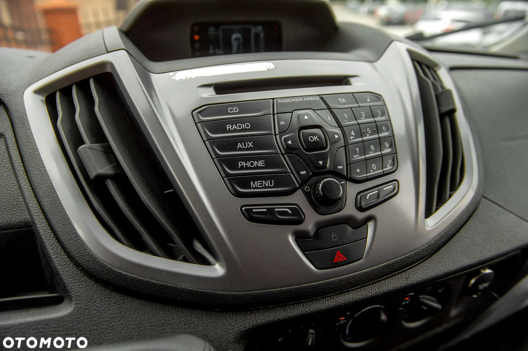 Ford Transit - 17