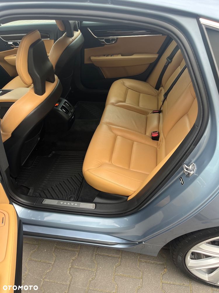 Volvo S90 - 12