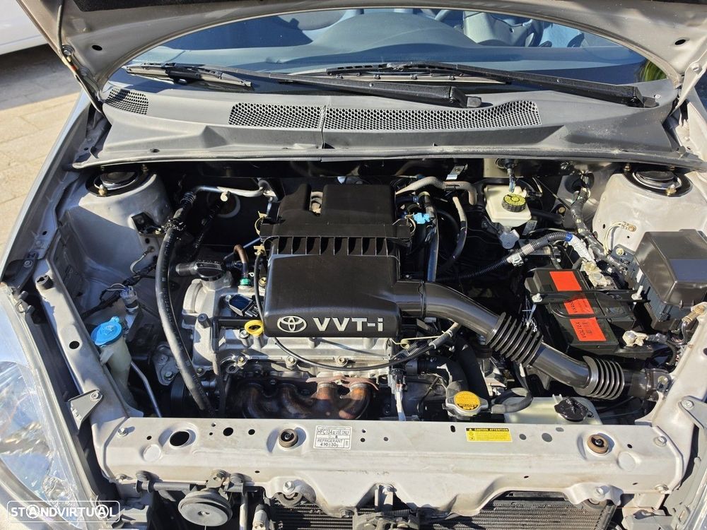 Toyota Yaris 1.0 Terra AC - 4