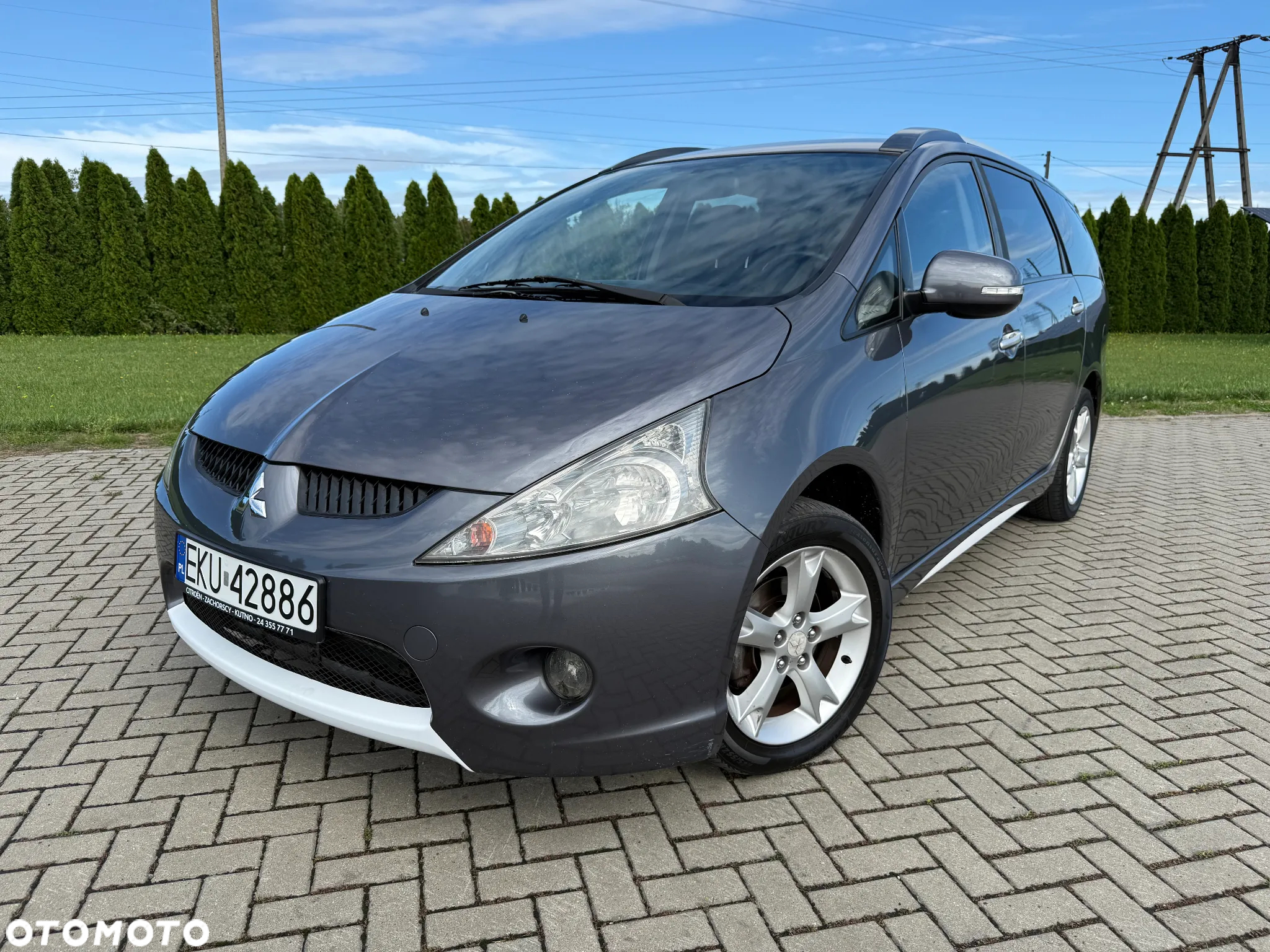 Mitsubishi Grandis - 9