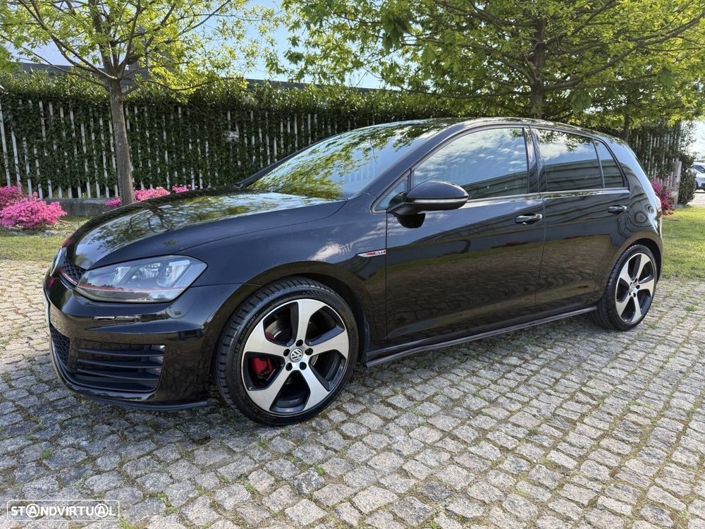 VW Golf 2.0 TSi GTi DSG - 2