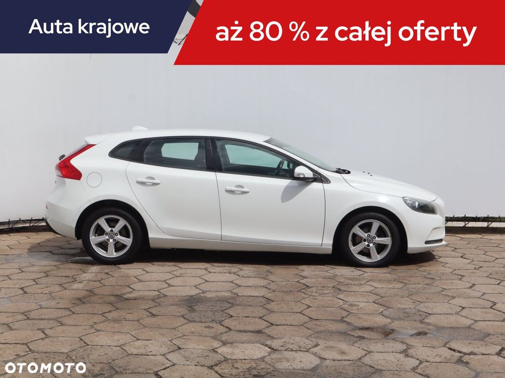 Volvo V40 - 8
