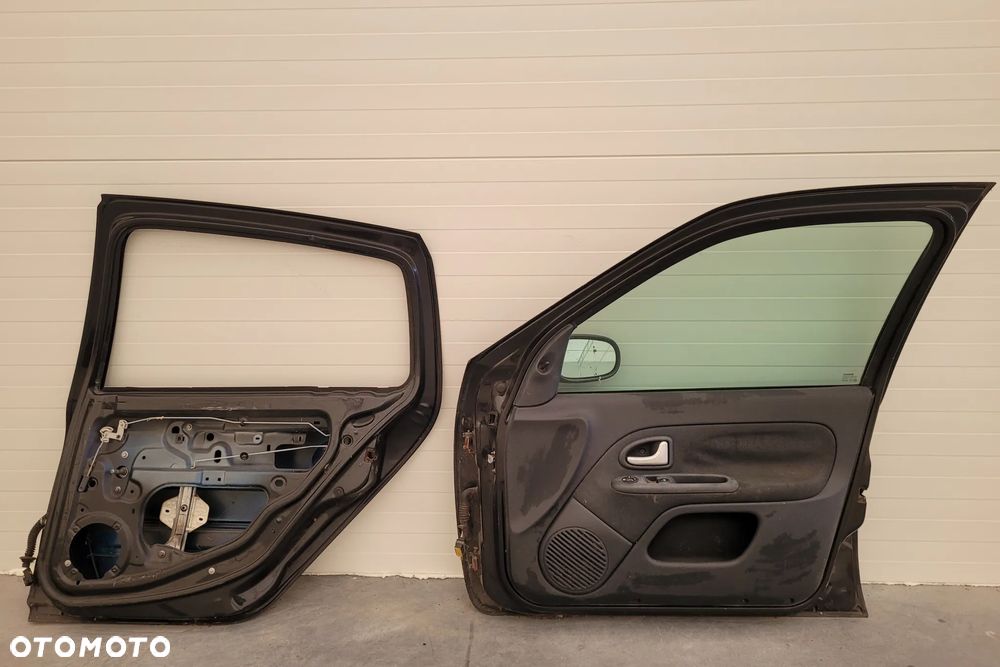 DRZWI PRAWY PRZÓD TYŁ RENAULT CLIO II , THALIA 5 DRZWI - 2