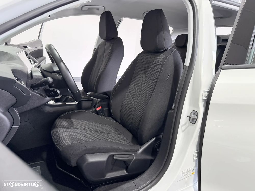 Peugeot 308 1.5 BlueHDi Style - 32