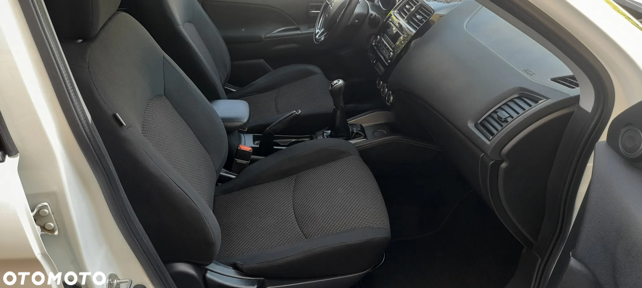 Mitsubishi ASX 1.6 Invite - 9