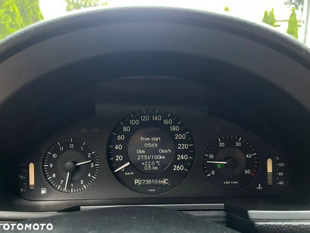 Mercedes-Benz Klasa E - 18