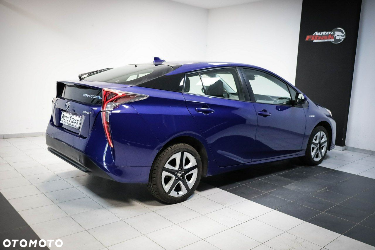 Toyota Prius - 7