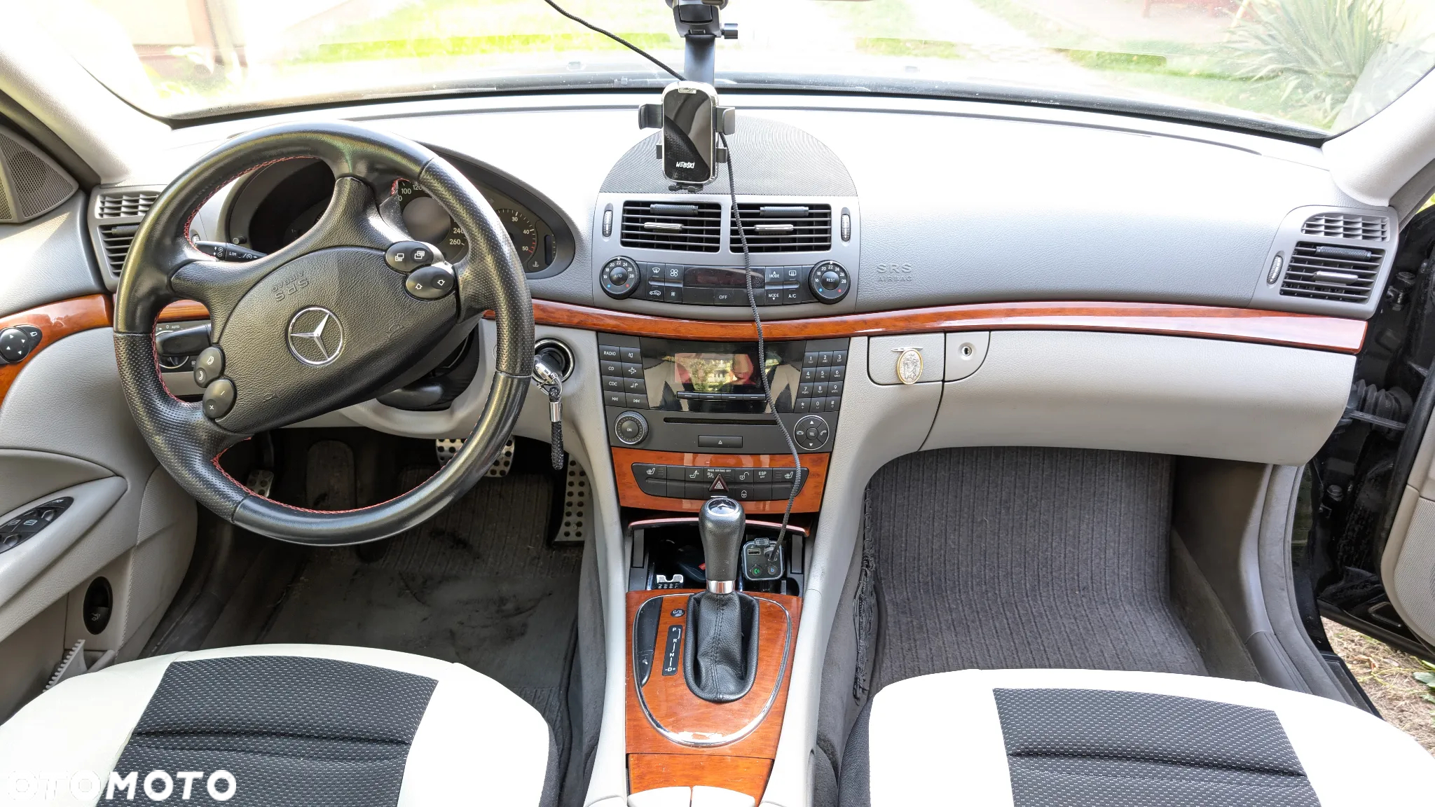 Mercedes-Benz Klasa E - 8
