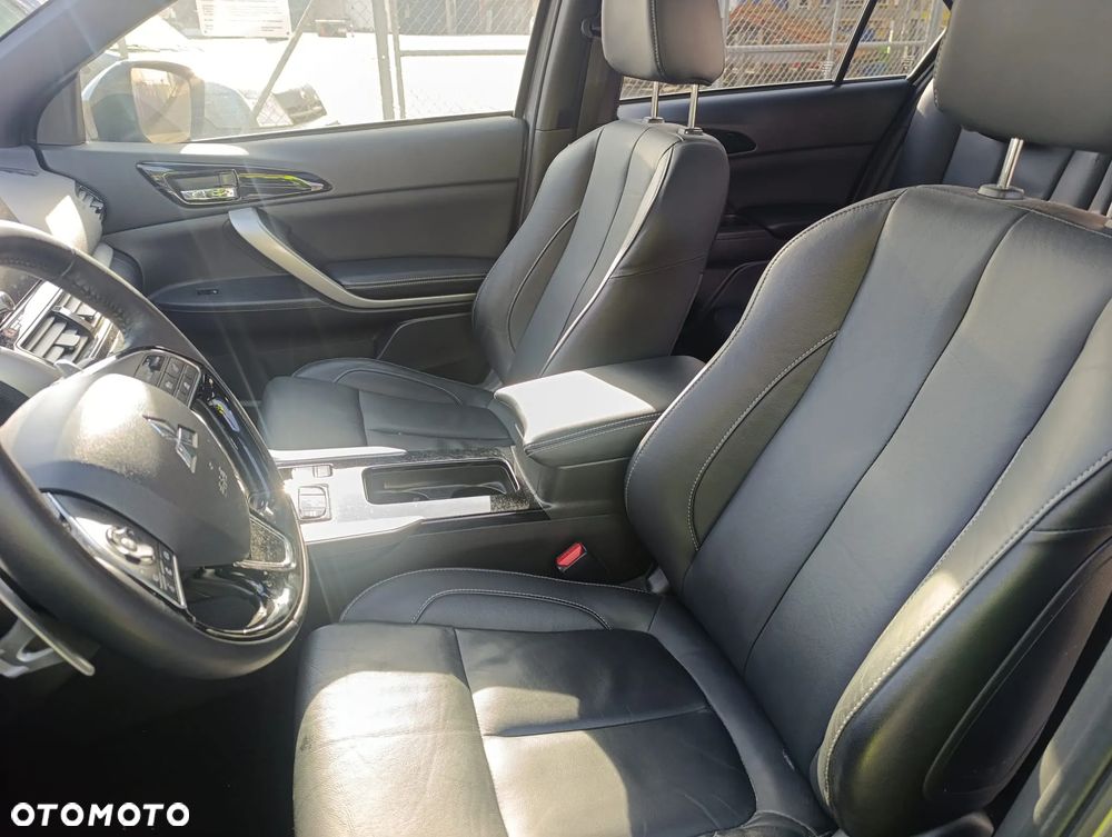 Mitsubishi Eclipse Cross 2.4 PHEV Instyle Plus - 9