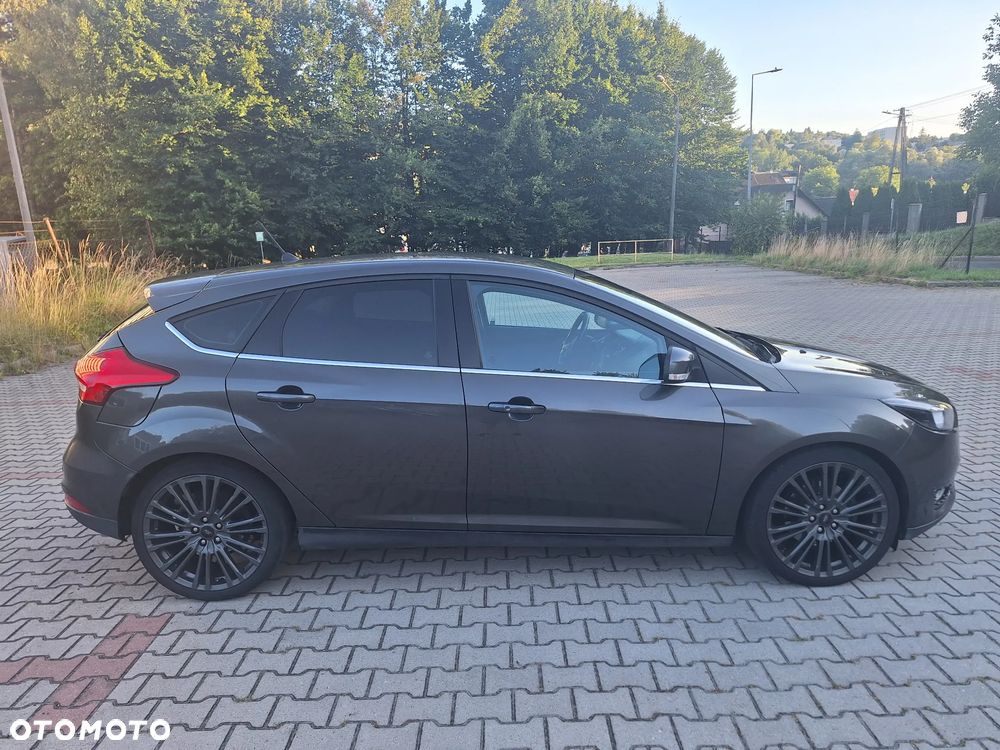 Ford Focus 1.5 EcoBoost Titanium ASS - 5