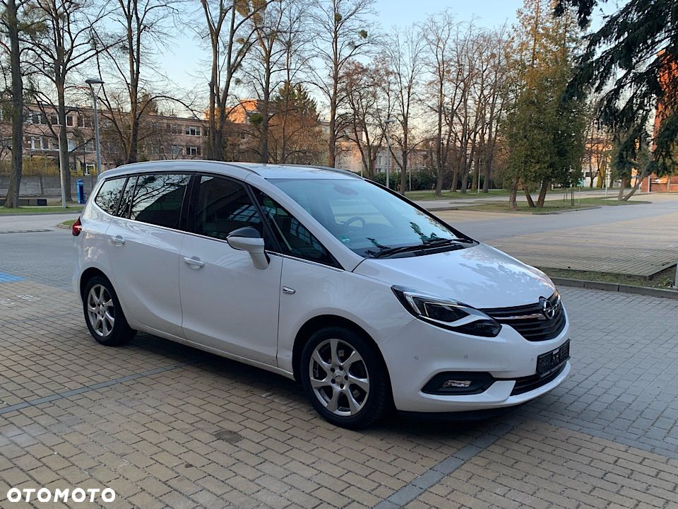 Opel Zafira - 22